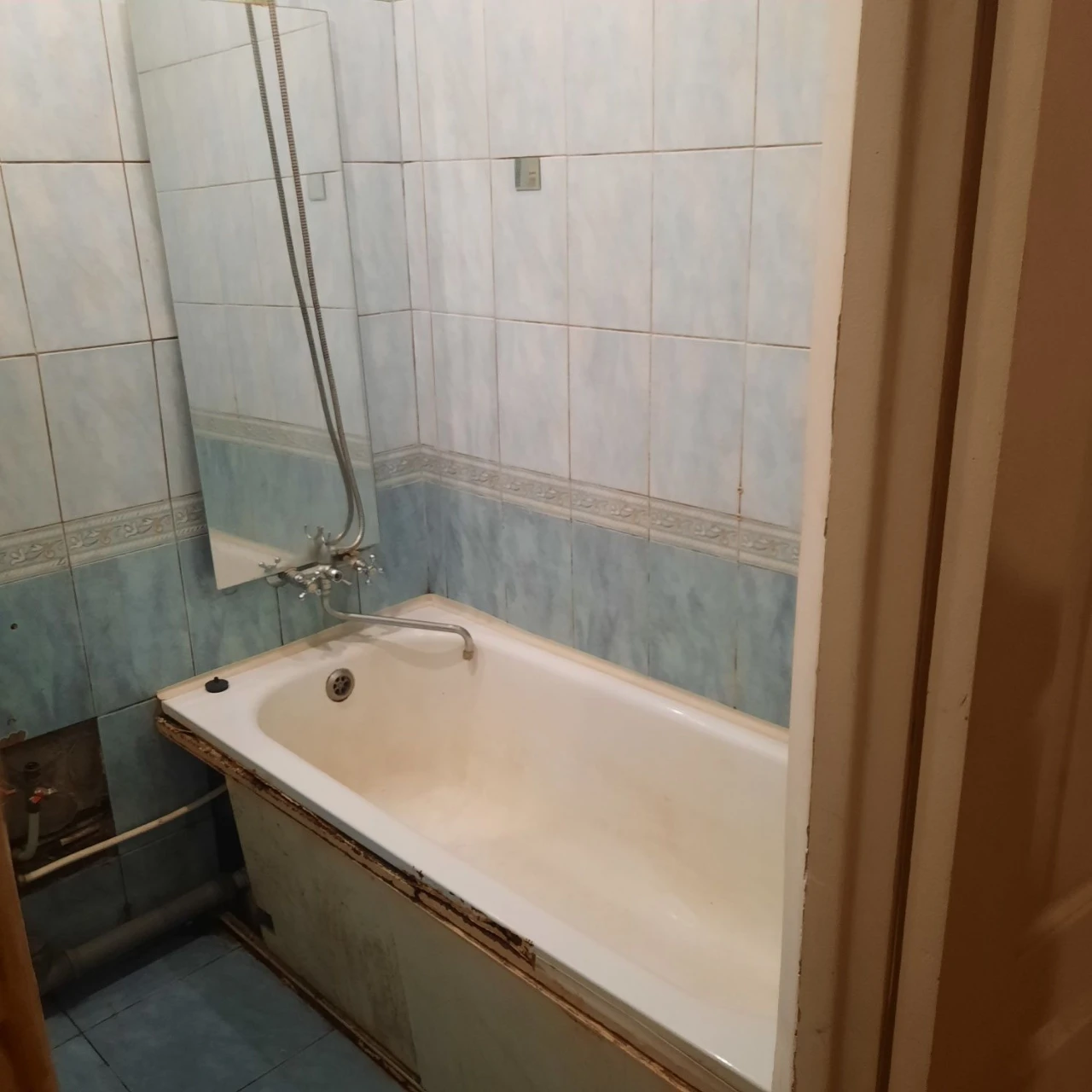 Продам квартиру  2ком в Таромском