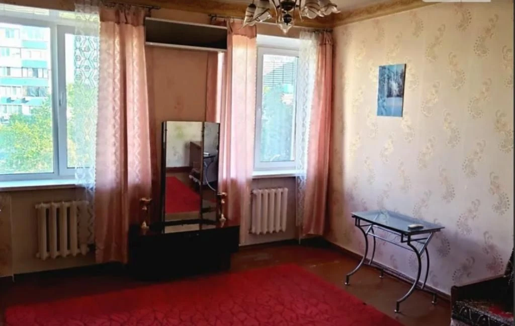 Продам 2-кімнатну квартиру на проспекті Кирова