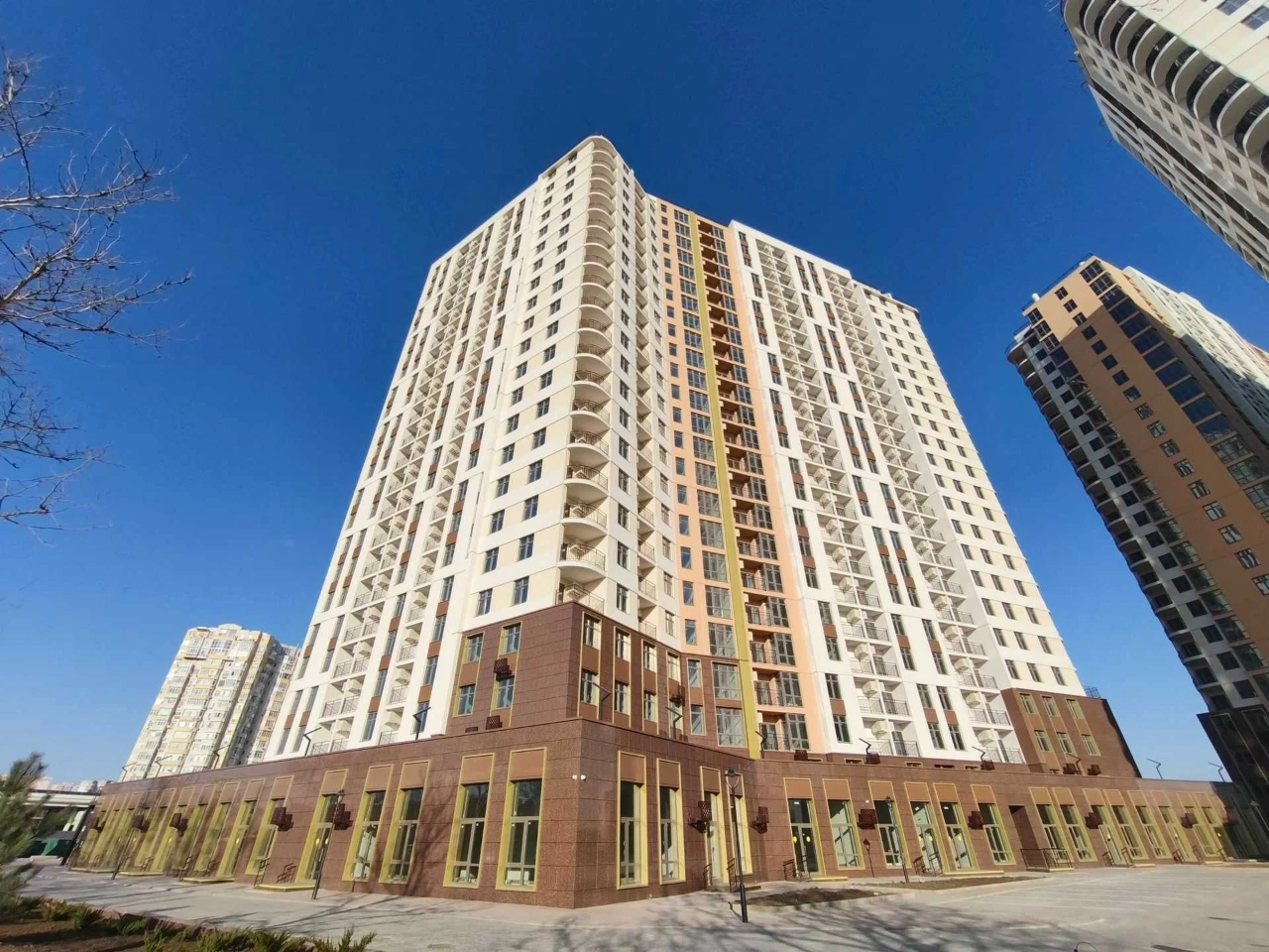 2-room apartment in Kadorr on Krasnova 12th floor, 68.3 m2