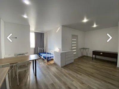 1 room apartment on Marseilles Street