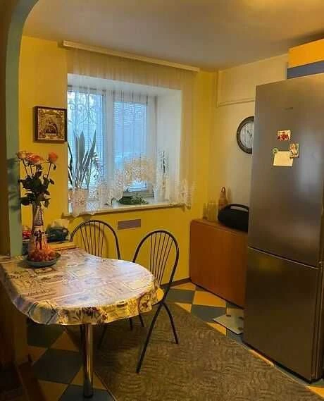 Продается 3к квартира на правом берегу в хорошем состоянии