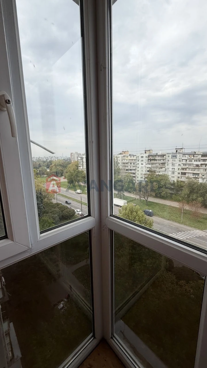 Продаж просторової 2-кімнатній квартири в Хортицькому районі