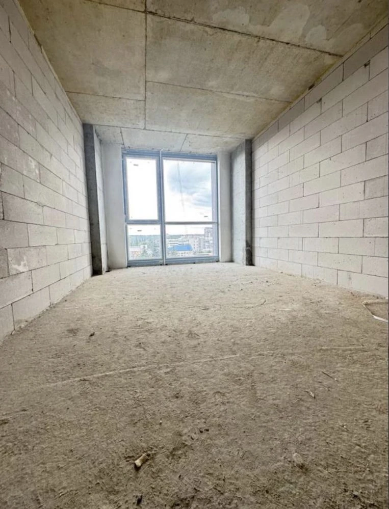 Apartment for sale, U One residential complex, ready for renovation