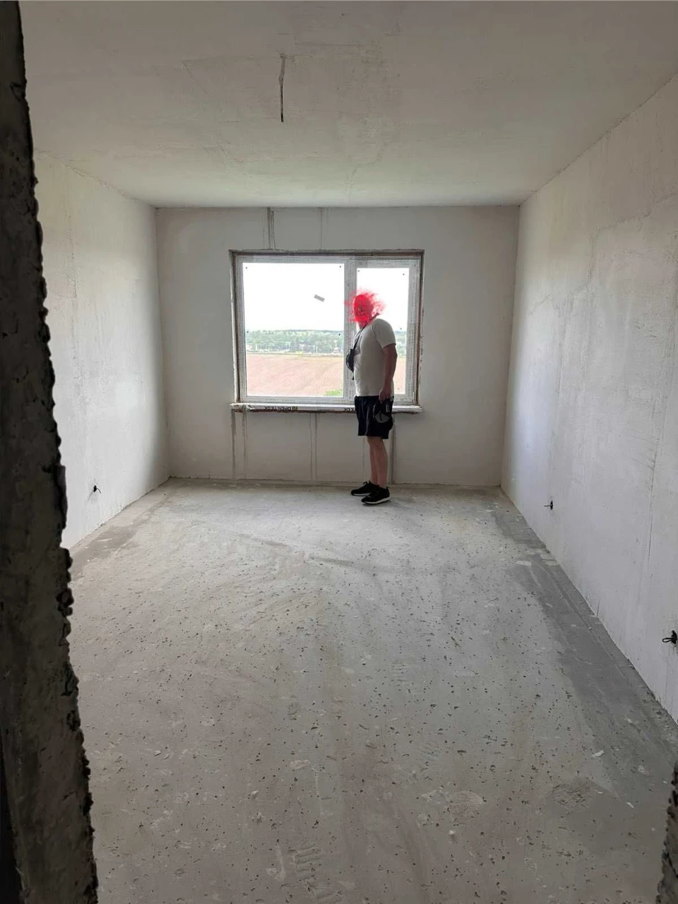 Продам 1х комн. квартиру на Параджанова