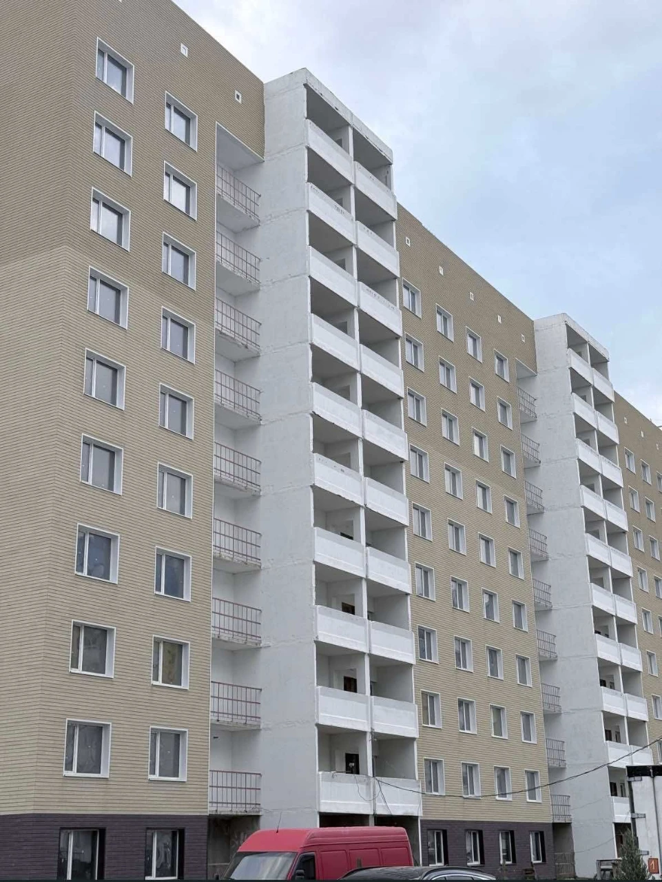 Продам 1х комн. квартиру на Параджанова