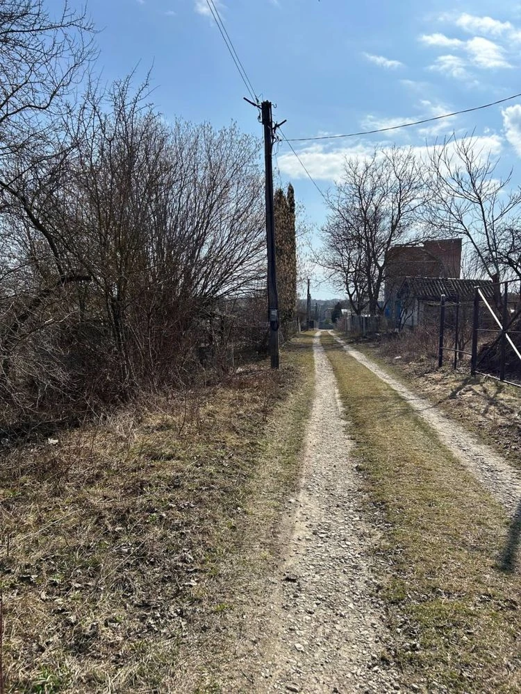 Продається земельна ділянка у Видрові Доли