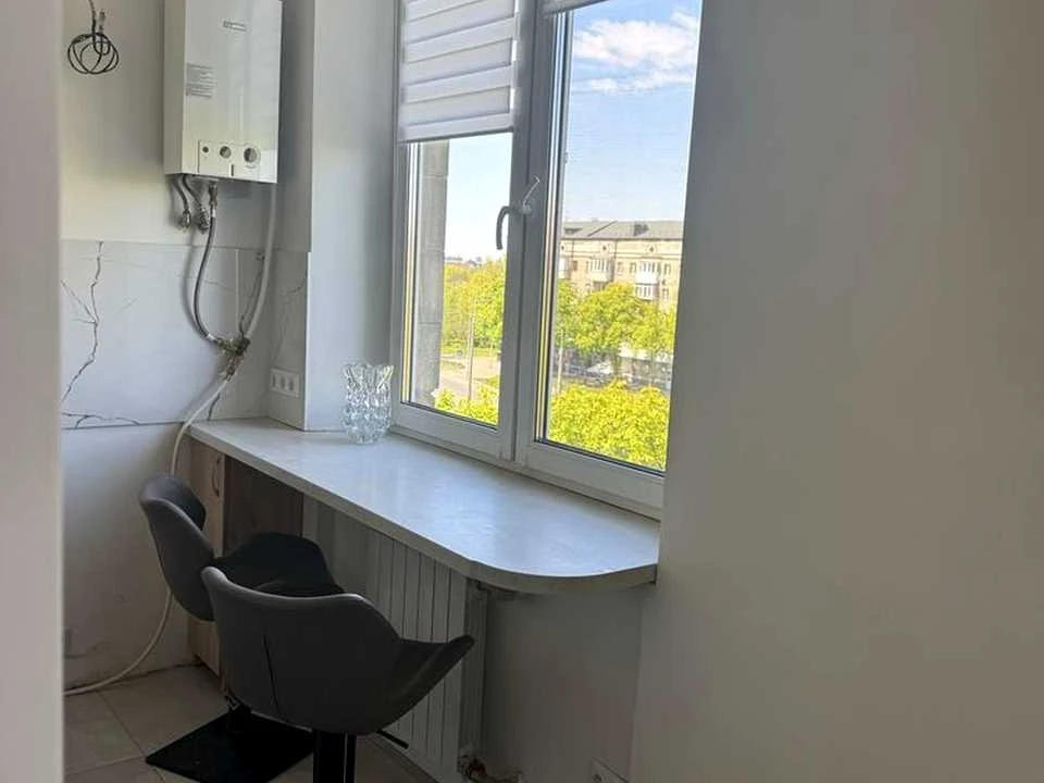 Apartment. Kyiv, Berezaysky Prospect.