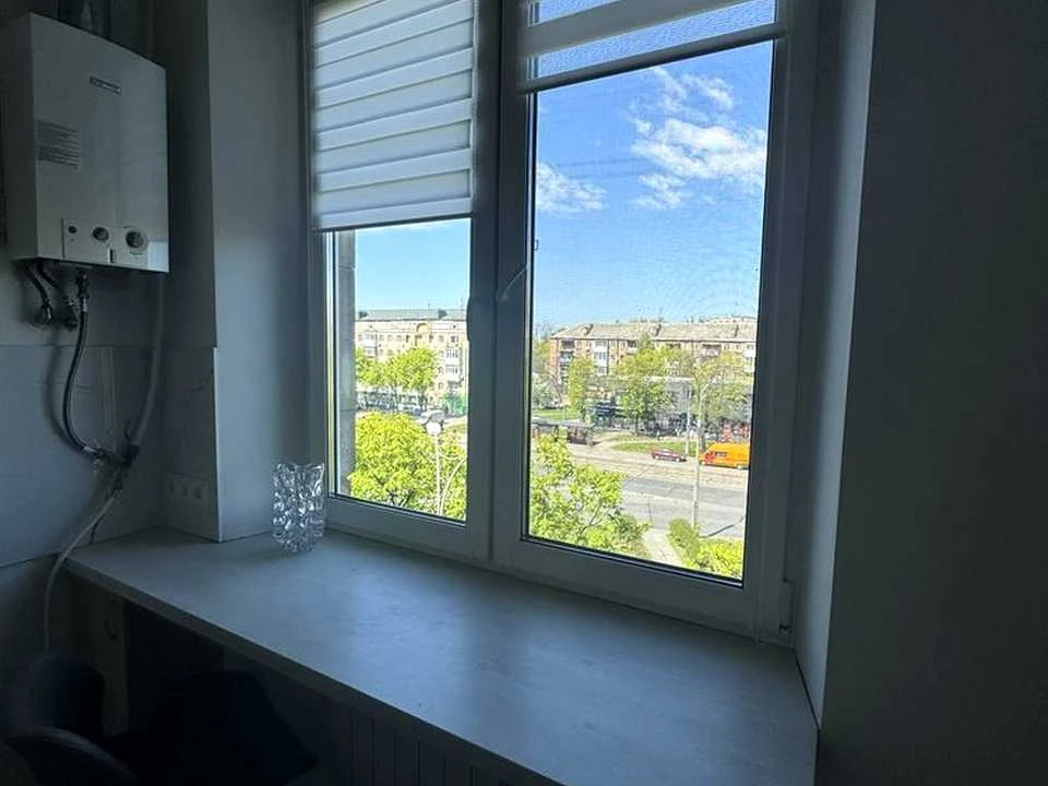 Apartment. Kyiv, Berezaysky Prospect.