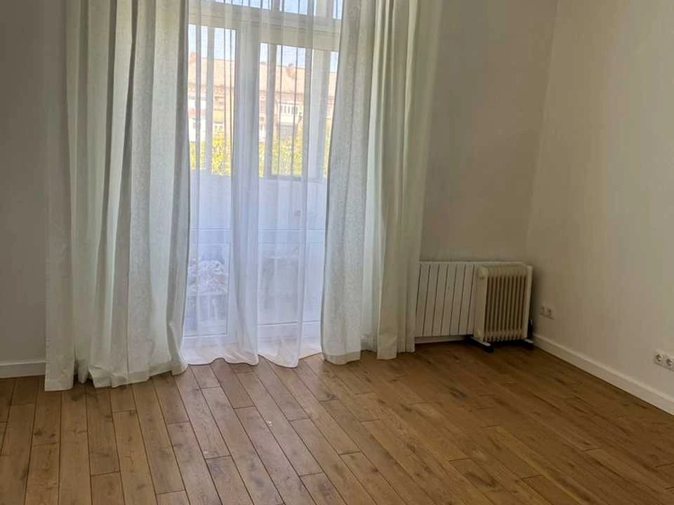 Apartment. Kyiv, Berezaysky Prospect.