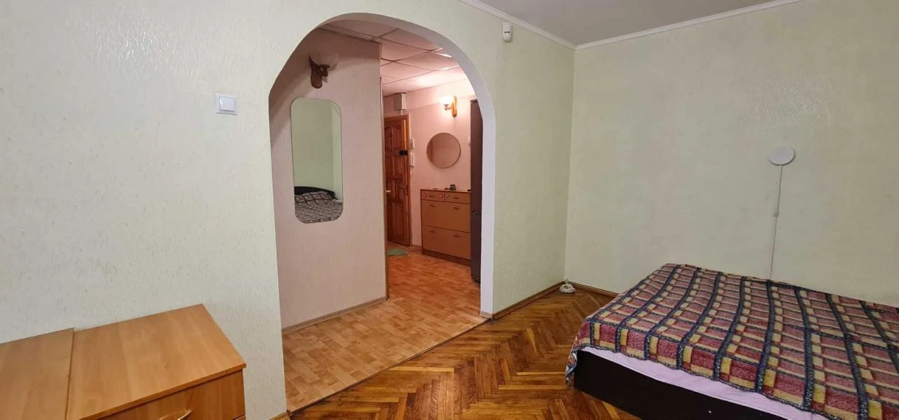 Rent one-bedroom apartment (44 sq m) in Kyiv, Шевchenkovsky district