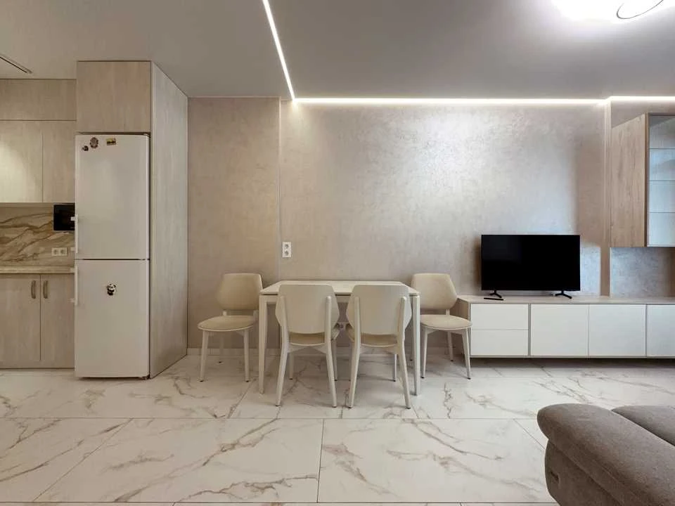 Apartment. Lubomir Guzara Prospect, Kyiv