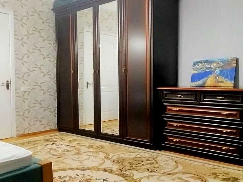 Квартира. Дніпро, проспект Олександра Поля
