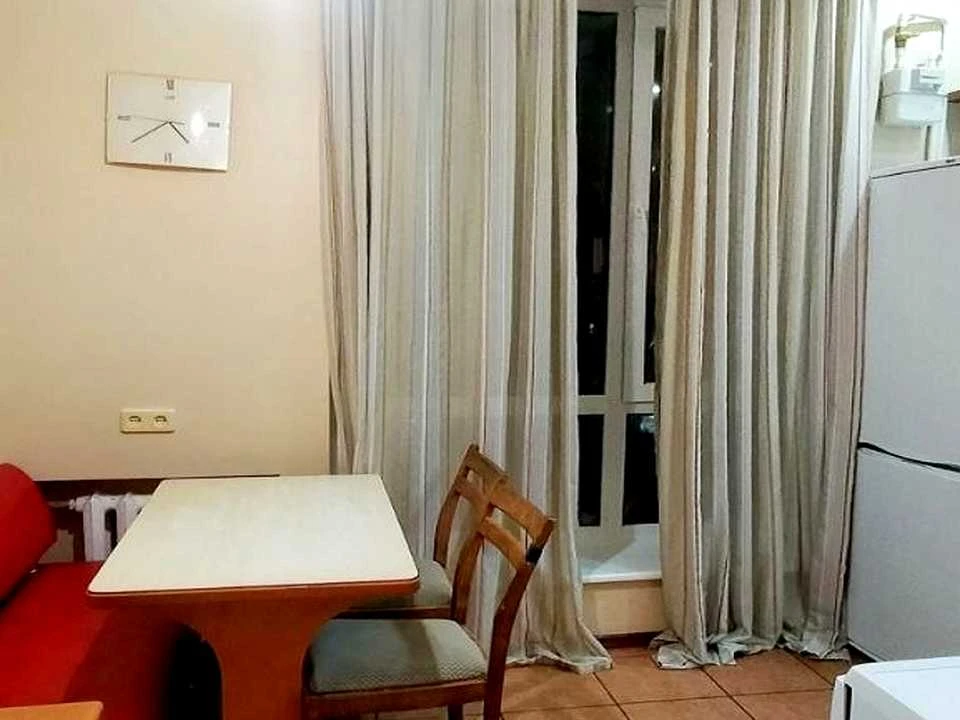 Квартира. Дніпро, проспект Олександра Поля