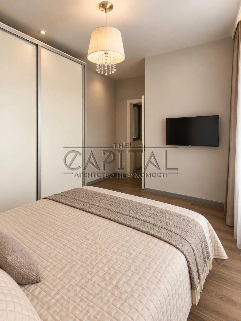 Продаж стильного апартаменту 47,1 м² в ЖК «Зарічний» з панорамними видами