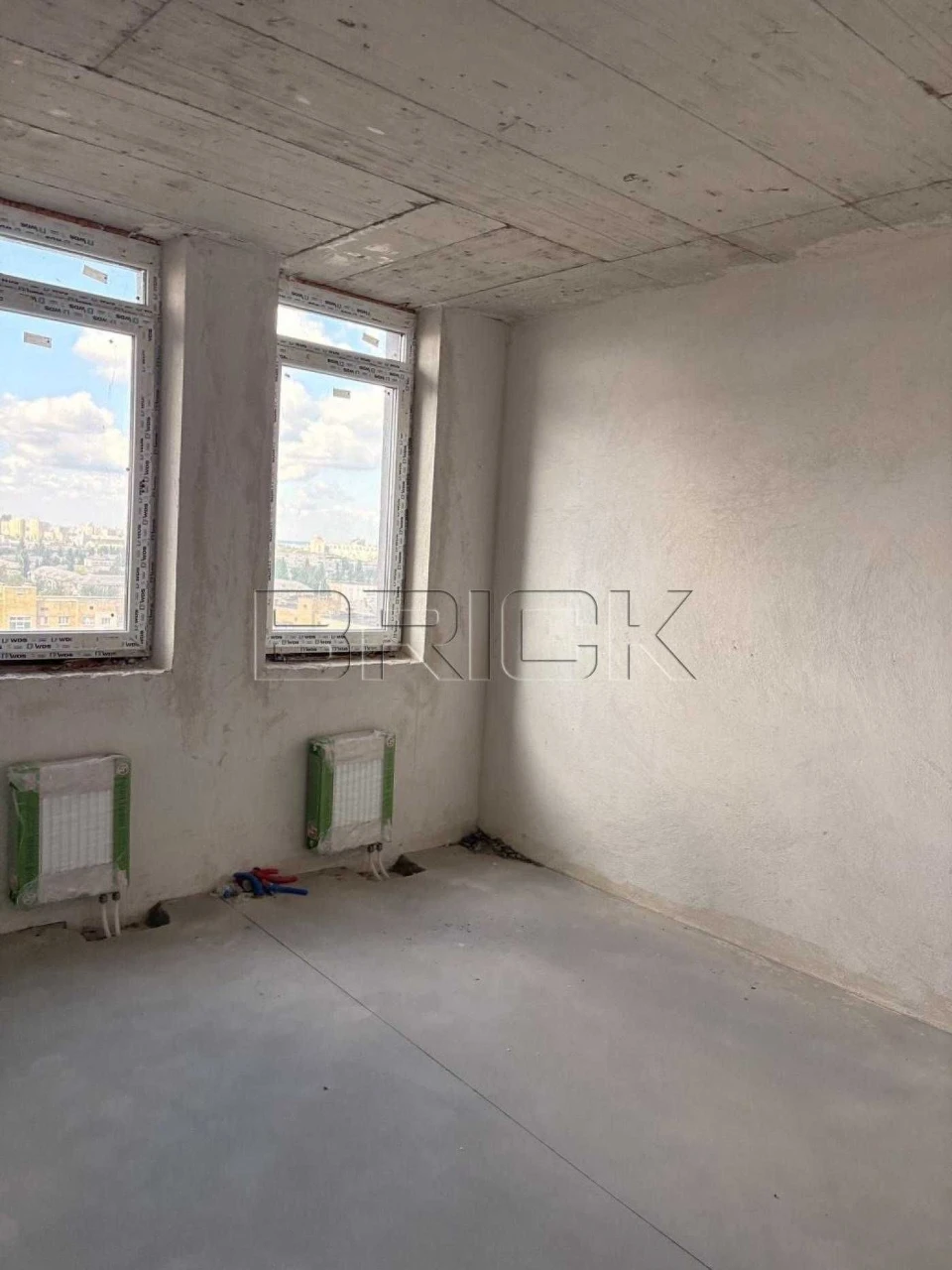 For Sale 1-Bedroom Apartment, Dniprovska Mriya, Sosyura 6B, Kyiv