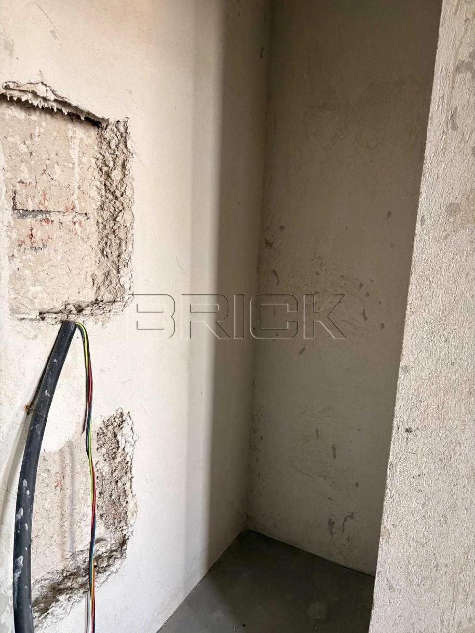 For Sale 1-Bedroom Apartment, Dniprovska Mriya, Sosyura 6B, Kyiv