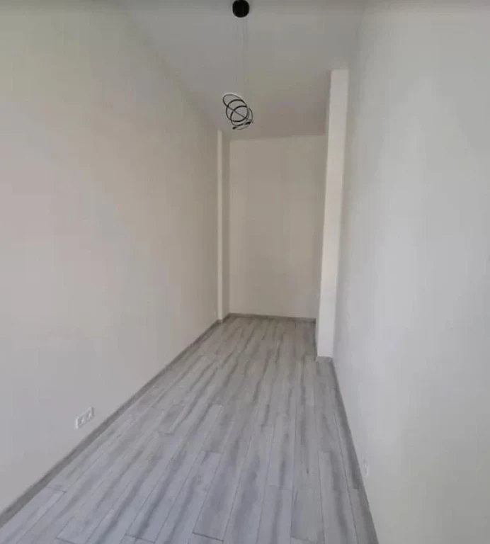 For Sale: 2-bedroom apartment on Karl Marx Prospect.