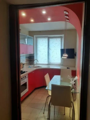 For Sale: 2-bedroom apartment in the area of Heroiv Prospekt