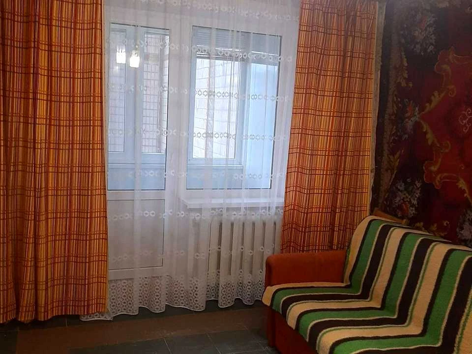 Квартира. Дніпро, Слави бульв.