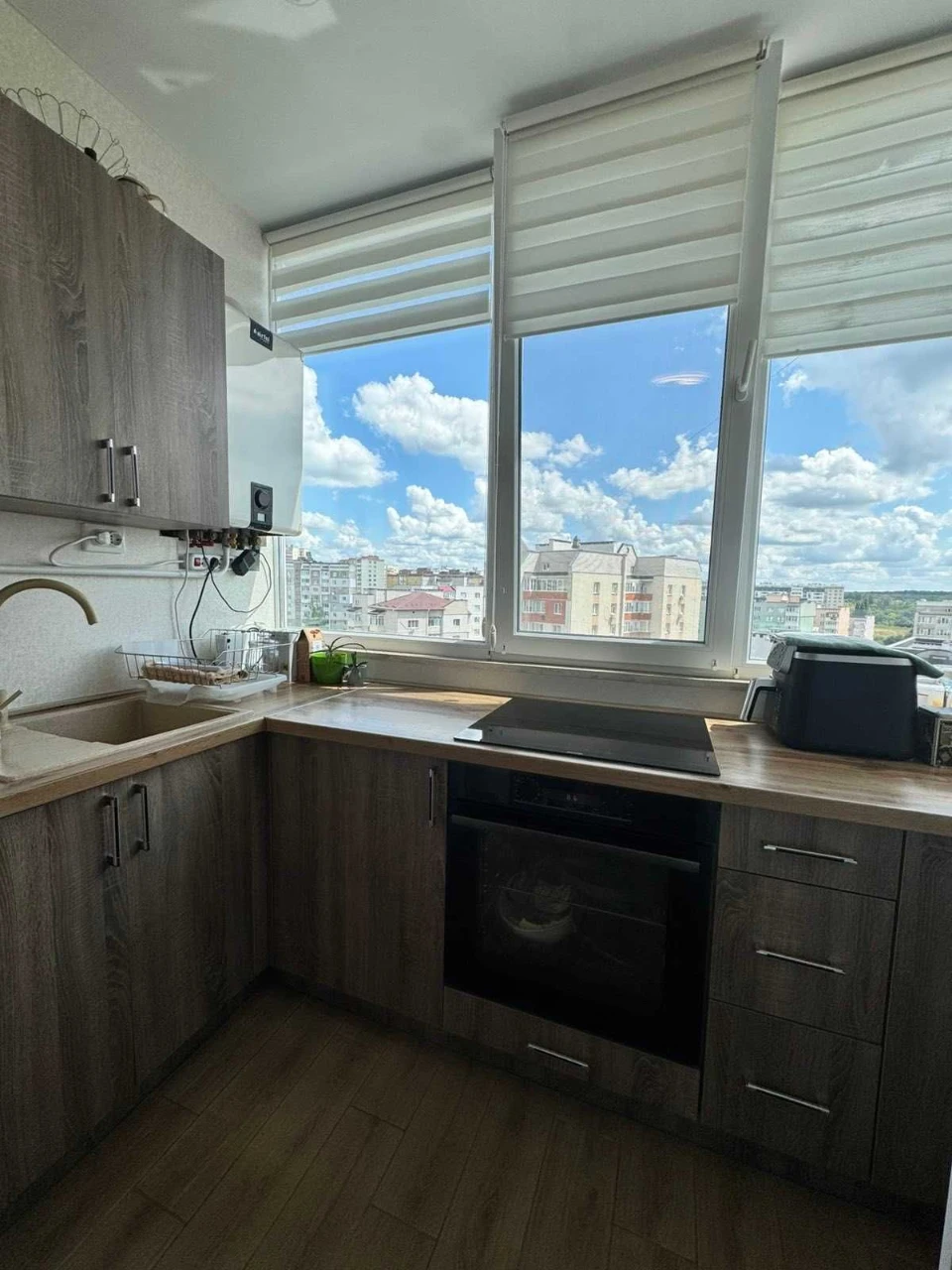 Продаж 1кімнатної квартири в ЖК Чайка (Озерна)