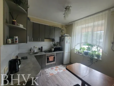 Продається 2-кімнатна квартира з індивідуальним газовим опаленням
