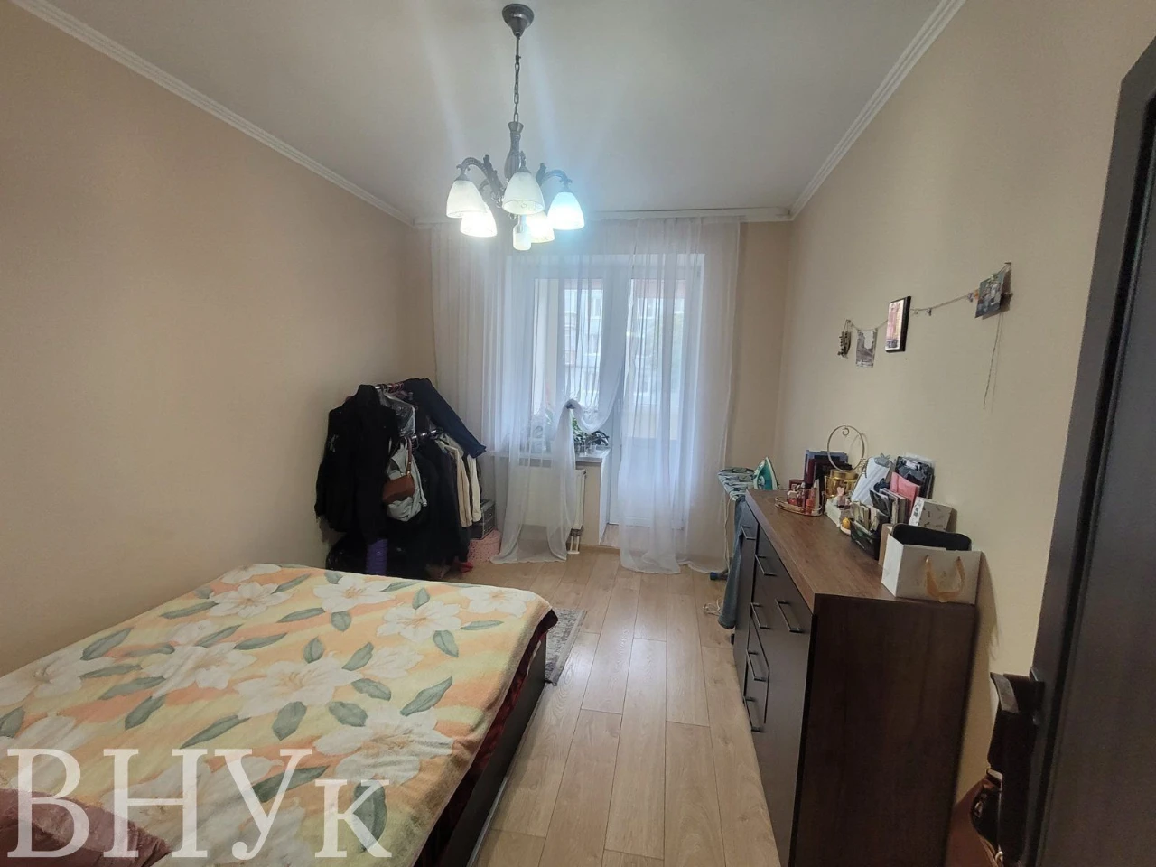Продається 2-кімнатна квартира з індивідуальним газовим опаленням