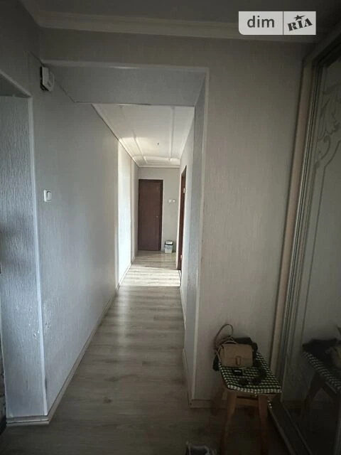 Продаж 3к квартири 69 кв. м на вул. Новопирогівська 27 • ID