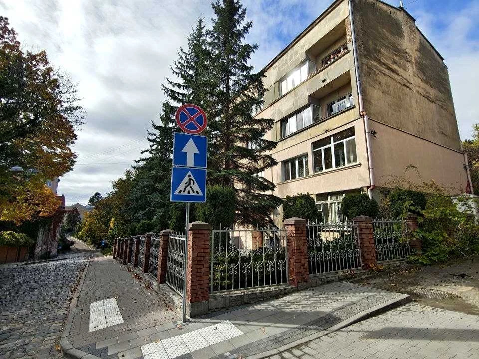 Apartment. Michael Dragomanov Street, Lviv