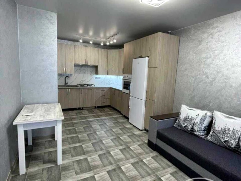 Apartment. Kulparkivska st.
