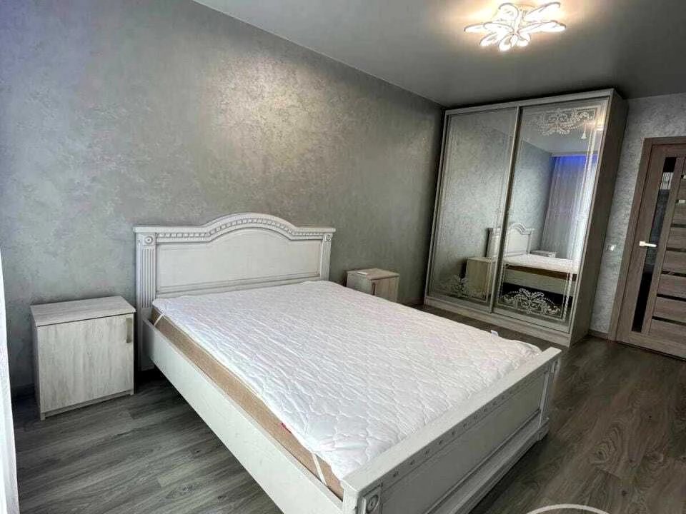 Apartment. Kulparkivska st.