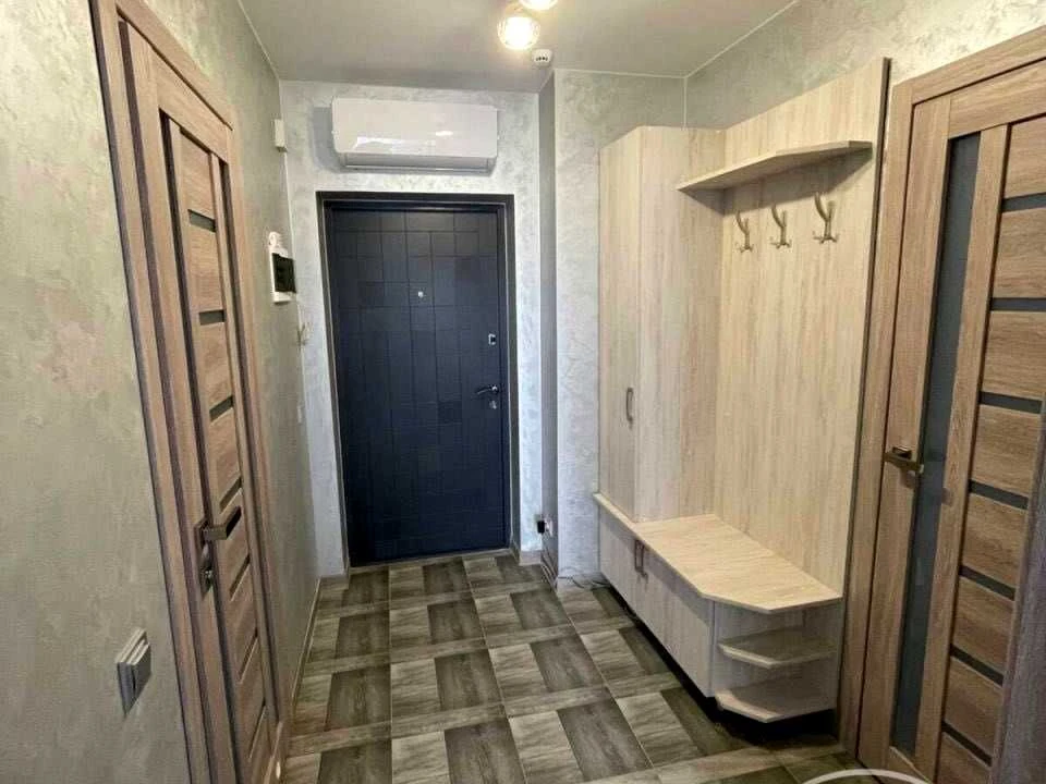 Apartment. Kulparkivska st.