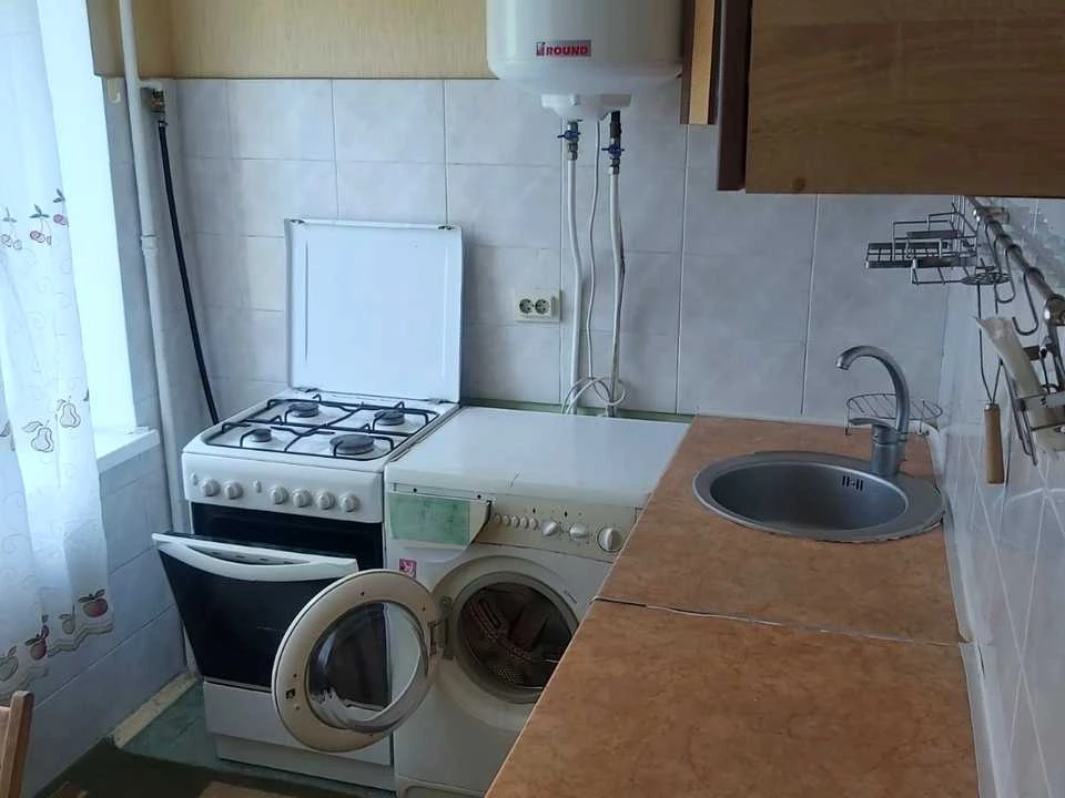 Apartment. Yunosti Street, Dnipro, Kyiv