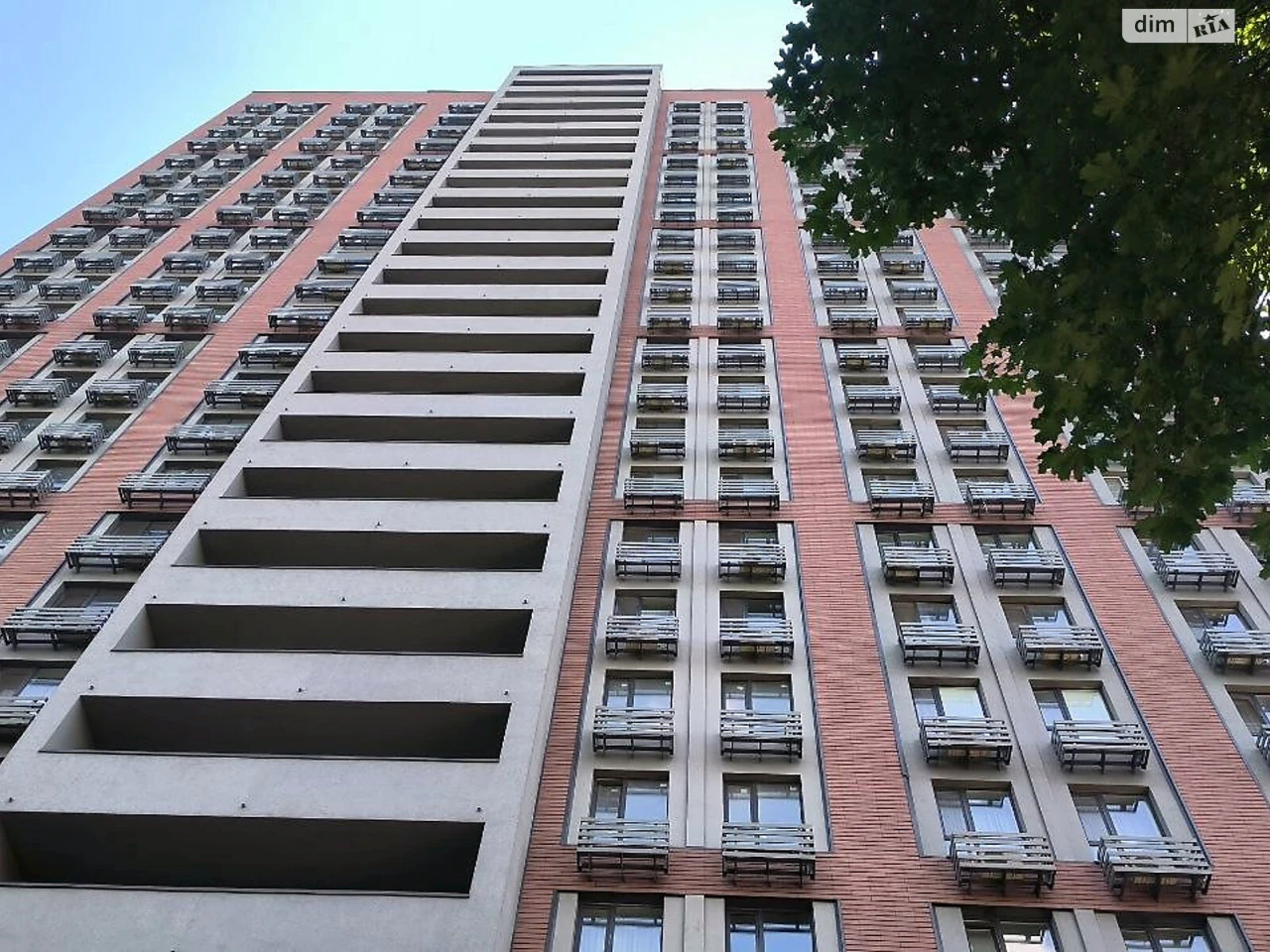 Продается Квартира в ЖК "Комфорт-класс"
