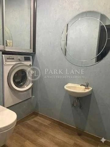Продажа 2-комнатной квартиры, Волынская, 10