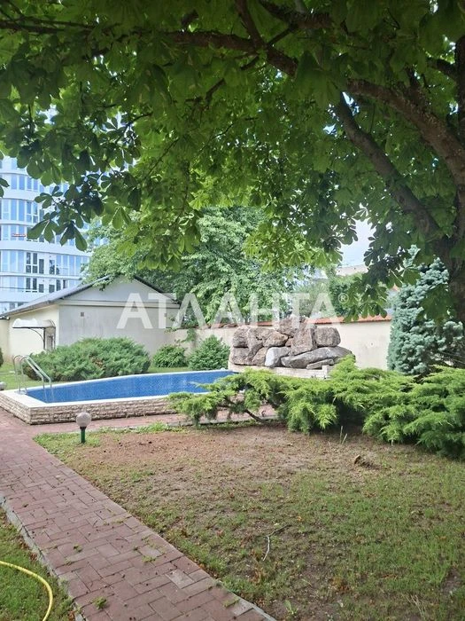House for sale, street Lvivskaya on 12.75 acres near the sea