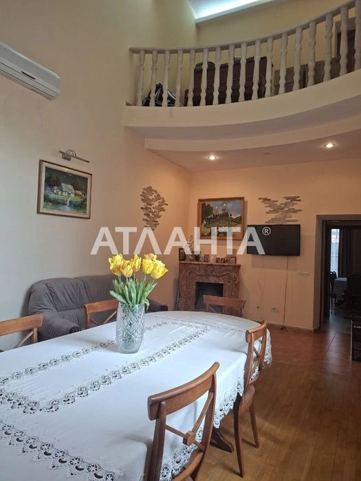 House for sale, street Lvivskaya on 12.75 acres near the sea