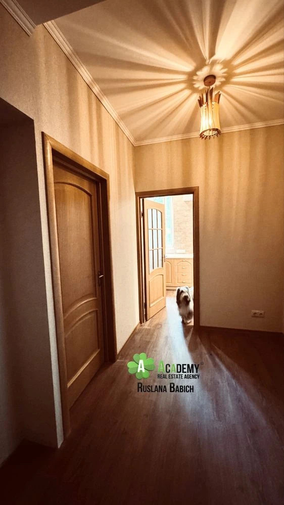 Center, Globus Park, L. Ukrainy Avenue, 3-room apartment