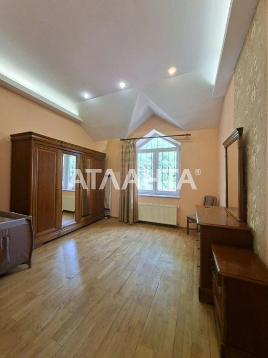 House for sale, street Lvivskaya on 12.75 acres near the sea
