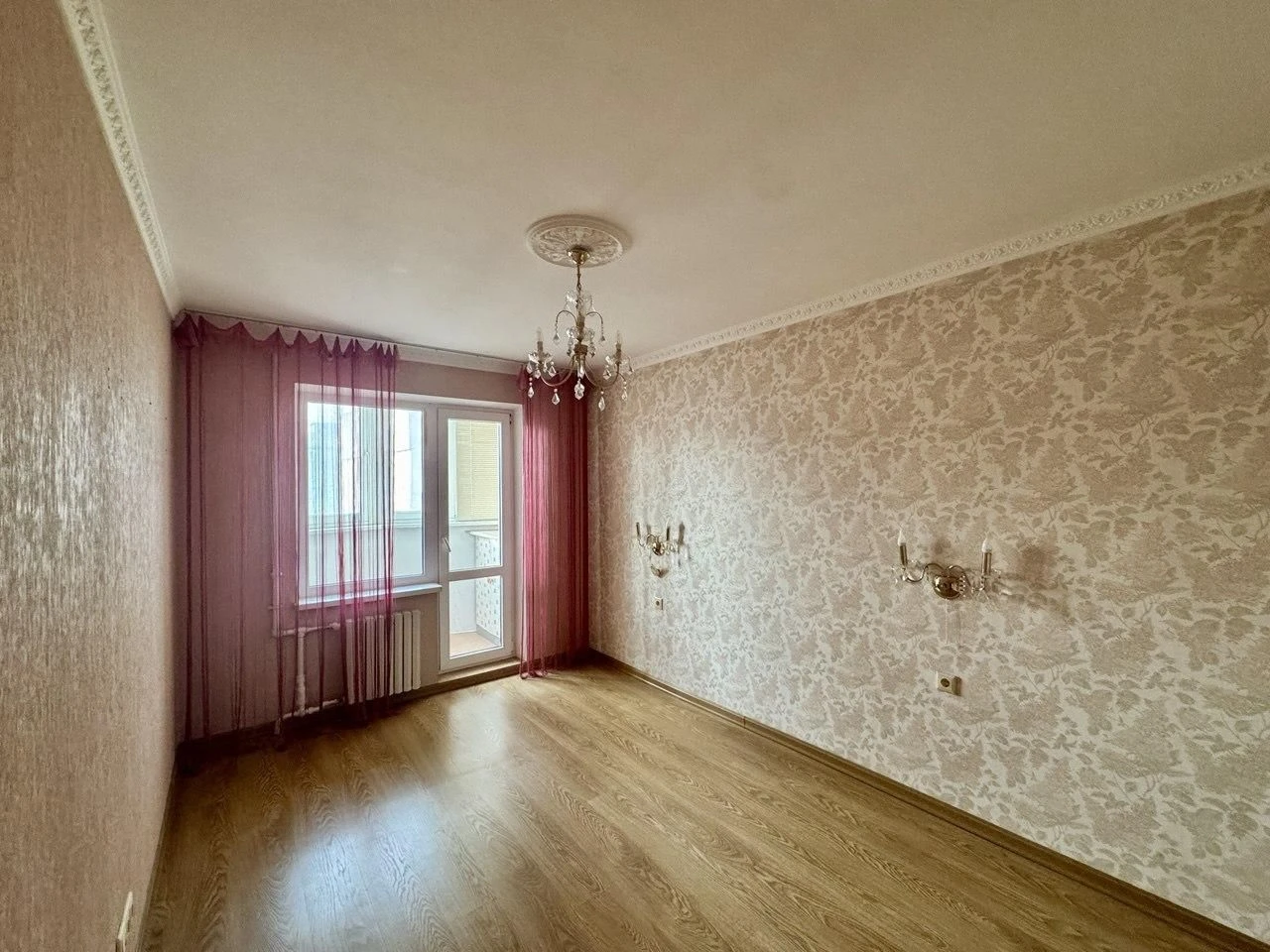 Продається 3-кімнатна квартира в спецпроекті Вільямса/Королева (912-