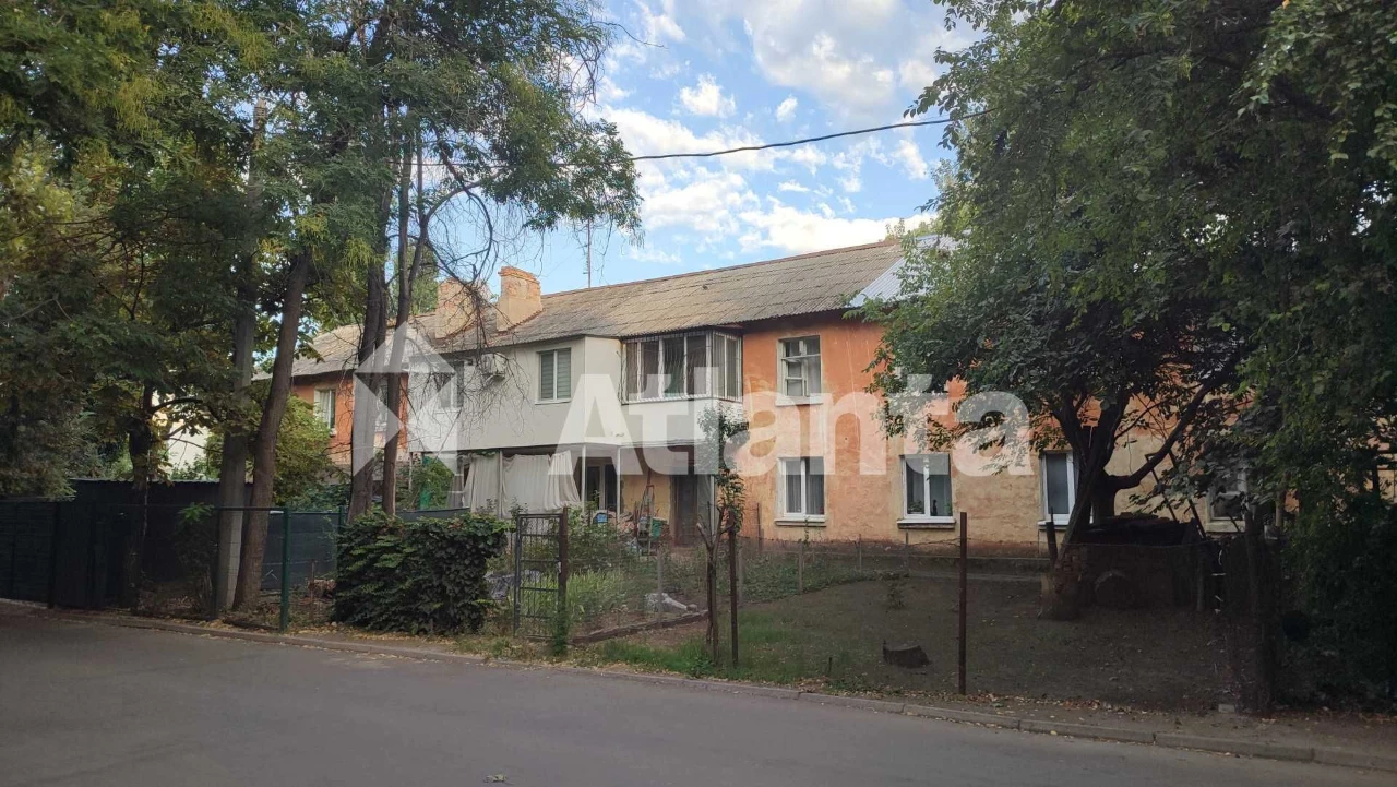 Продажа 2комнатной квартиры с палисадником в районе Толбухин