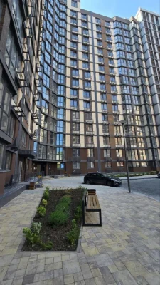 Сданный дом  ЖК "Прохоровский квартал"   Продам 3-х комнатну