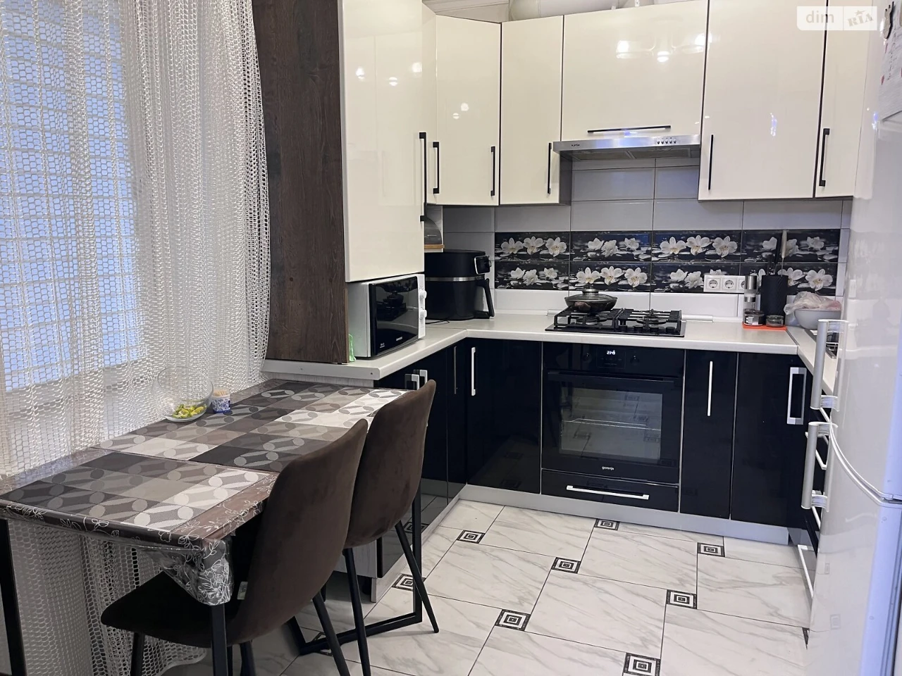 Long-Term Rental Apartment Slav'yanka
