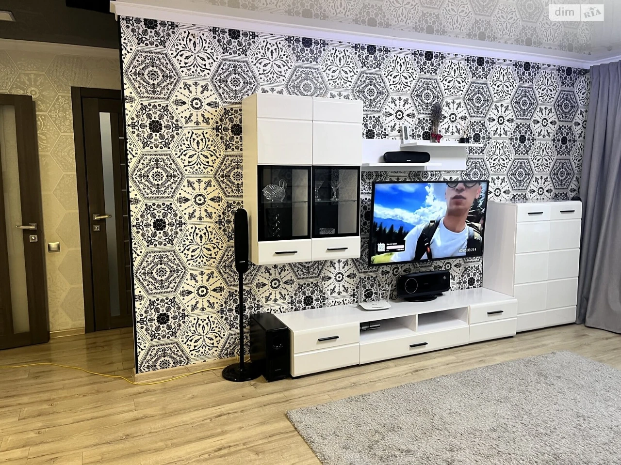 Long-Term Rental Apartment Slav'yanka