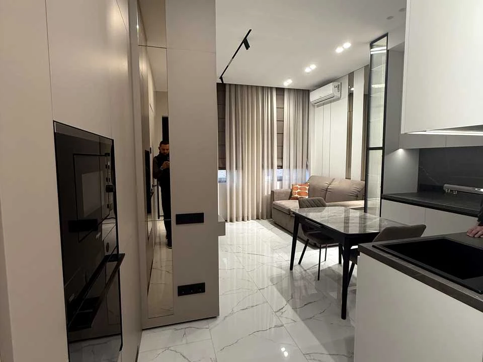 Apartment. Dnipro, Troyitskaya st.
