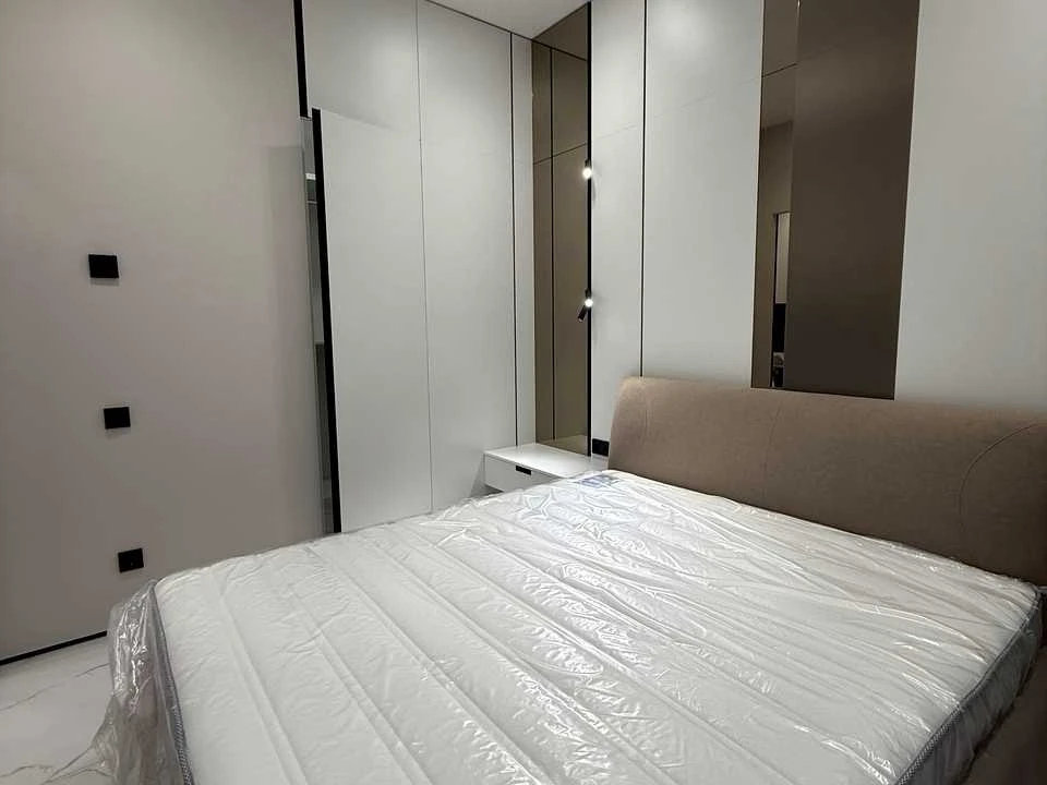 Apartment. Dnipro, Troyitskaya st.