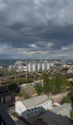 Однокомнатна квартира с видом на парк в ITown C Центр