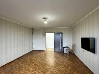 Apartment. Odessa, Akademika Koroleva Street
