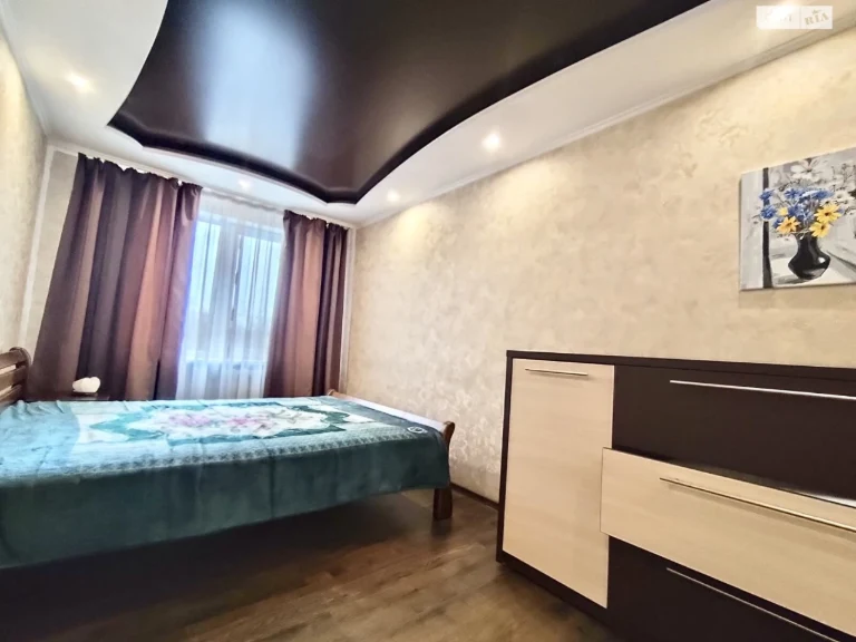 Apartment for Sale: Voznesensk (Orzhonikidzevsky)