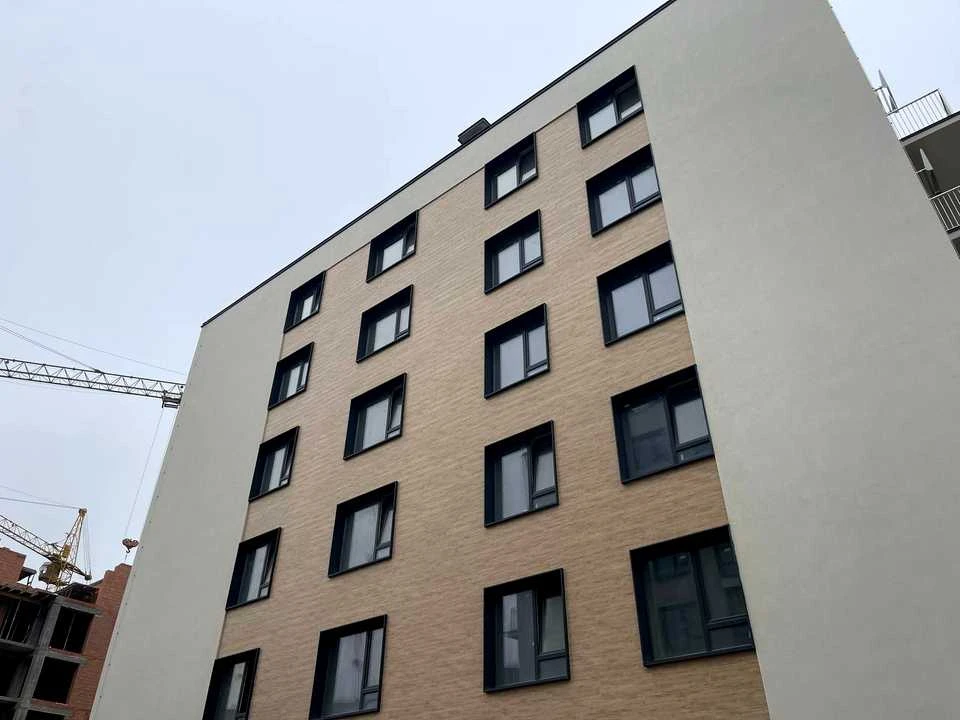 Apartment. Eugene Konovalets Street, Ivano-Frankivsk