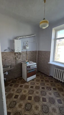Selling 3 room apartment in the old railway station area - No commission